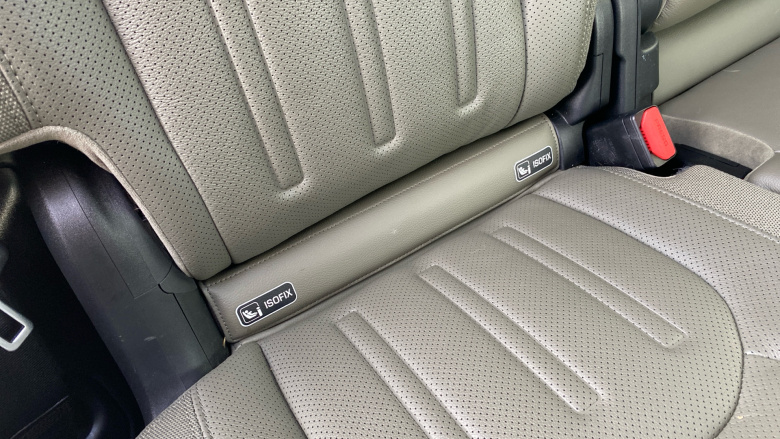 Land Rover Defender 2.0 D240 First Edition 110 5dr Auto Diesel Estate